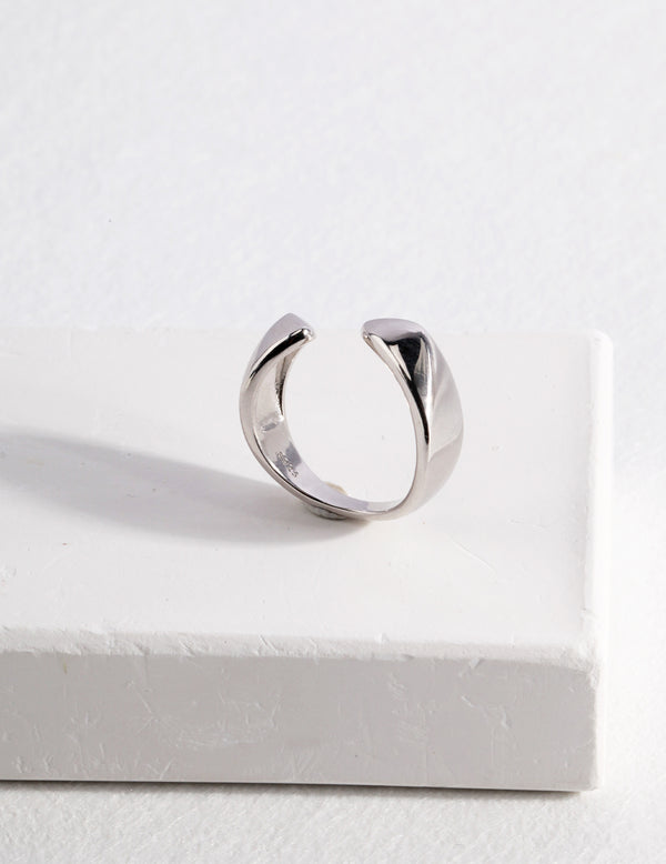 Simple ring