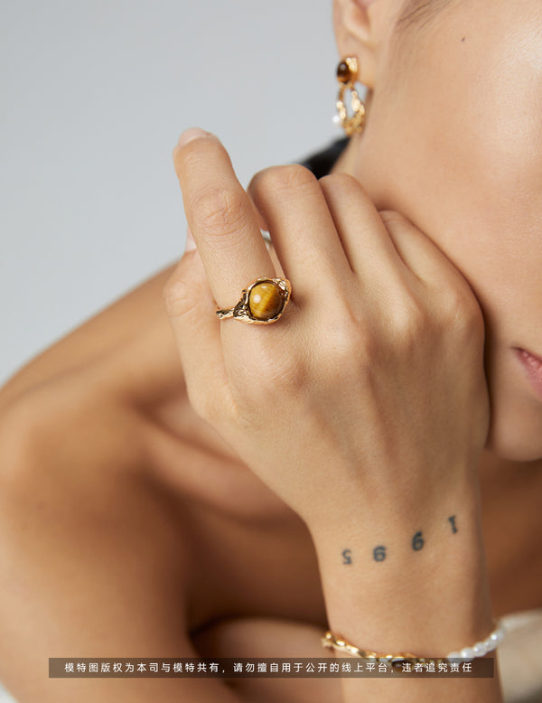 Tiger eye stone ring